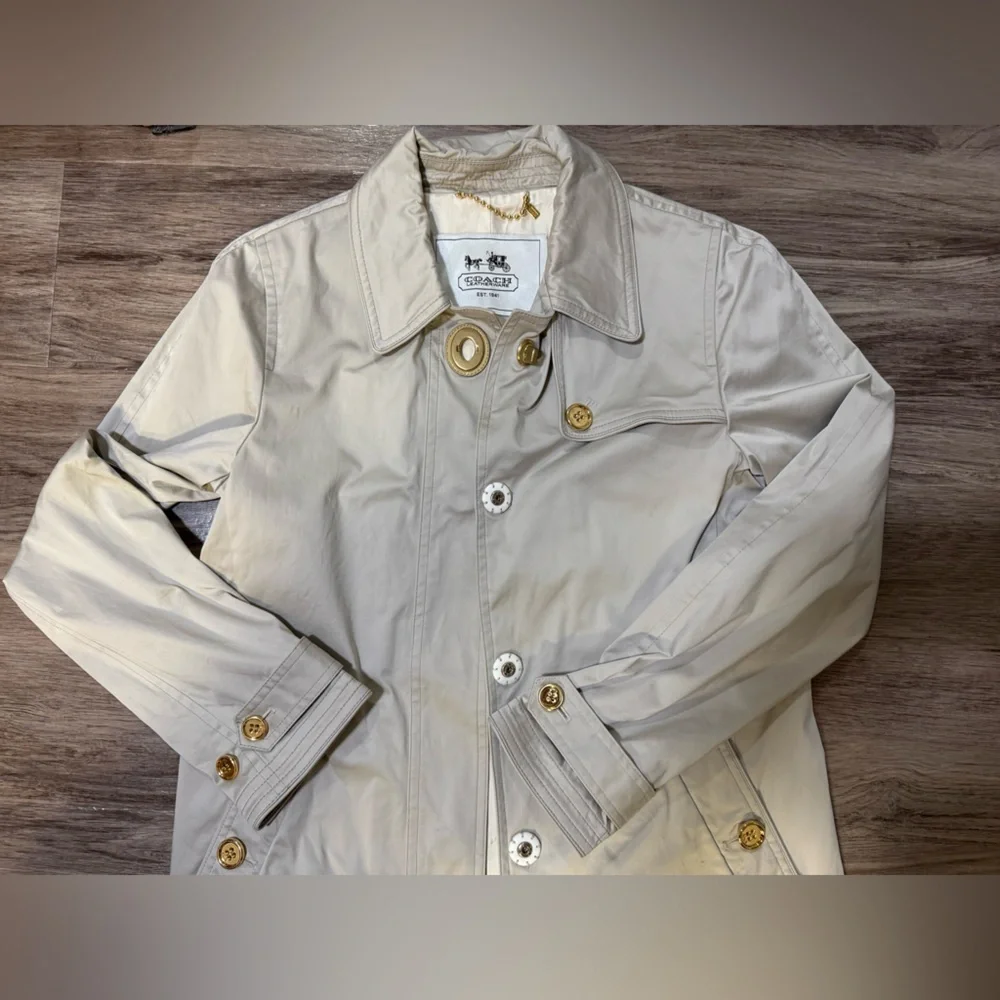 Coach Beige Trench Coat Gold Hardware Signature Lining size M